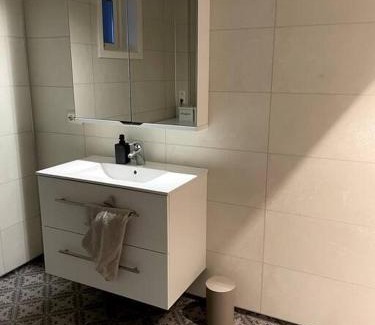 Leknes Apartment | Lofoten - New apartment, close to airport.