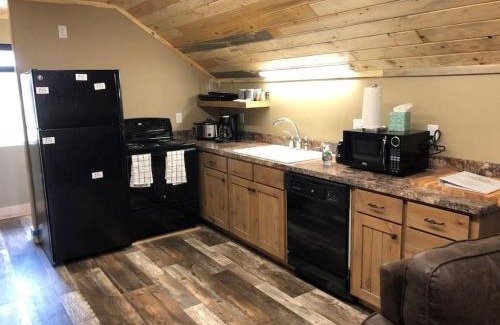 Island Park House | Loft, 25 min to Yellowstone