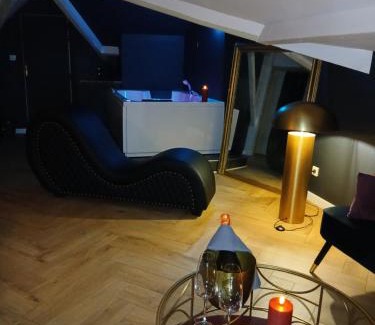 Soulac-sur-Mer Apartment | Loft And Charmed LOVE ROOM UNIQUE A SOULAC