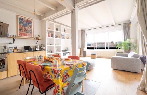 Le Pre-Saint-Gervais Apartment | Loft Biscotti - Welkeys