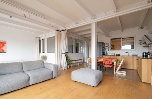 Le Pre-Saint-Gervais Apartment | Loft Biscotti - Welkeys