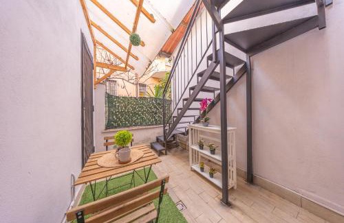 Zona XV Torre Maura Apartment | Loft con Terrazzo Metro C a 3 Min Collegamento facile con il Centro