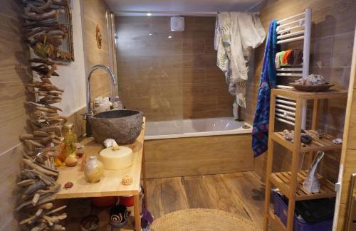 Les Lilas Apartment | Loft cosy et lumineux à Paris,Les Lilas dans un quartier convivial proche du métro 11 "Mairie des Lilas" et du tram T3b "porte des Lilas"