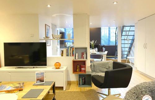 Rouen City Centre Apartment | Loft de l'Artiste - Parking - Standing