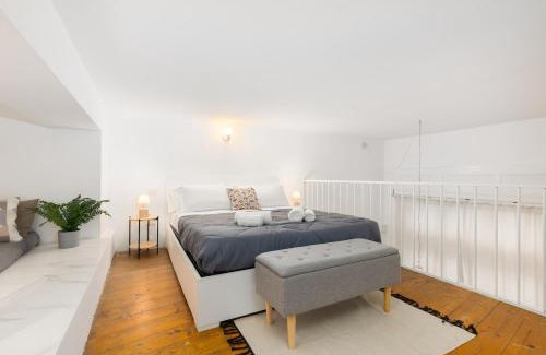 Gorla Apartment | Loft - Duomo 18min-Free WiFi AC Metro M1 200m