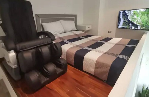 Zona 15 Apartment | Loft en Cayala Billar+silla de Masajes+wifi!