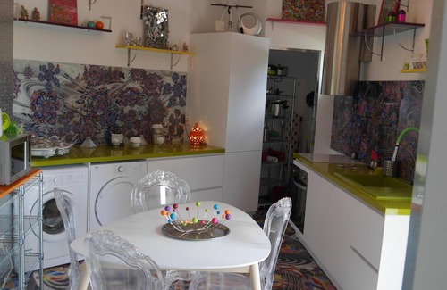 Fondettes Bed & Breakfast | Loft exceptional exception, near Tours, troglodyte, artistic and quiet