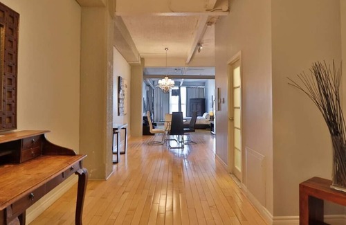 Latin Quarter Apartment | Loft Hotel | Large Loft w Kitchen | Quartier Latin