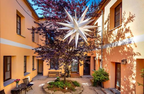 Hohenschoenhausen Apartment | Loft in the middle of Berlin