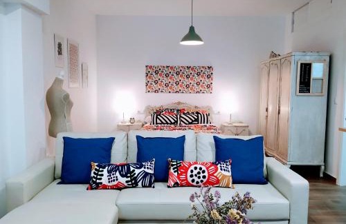 Distrito Sur Apartment | Loft Jazmin junto a Puente Romano