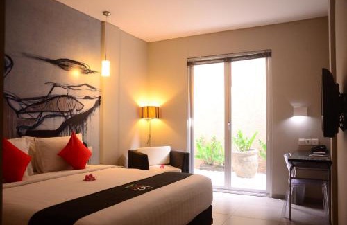 Legian City-Centre Hotel | Loft Legian Hotel Bali