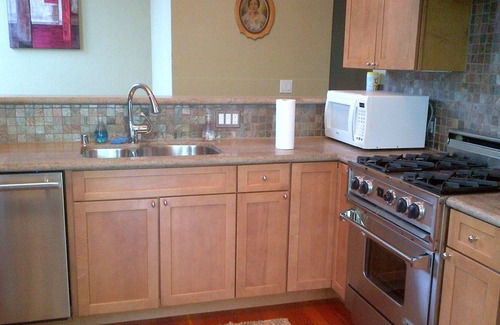 Lower Pacific Heights Condo | Loft-Like Flat With Gothic Cathedral Charm