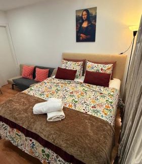 Sao Domingos de Benfica Apartment | Loft Lisbon WH