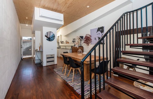 Richmond Apartment | Loft Living Close to the MCG
