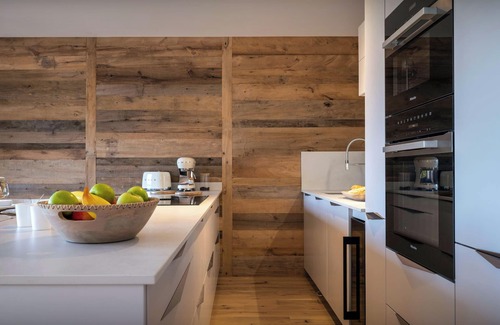 Cohennoz Apartment | Loft Saeko - great outdoors and cosy interior for 8 - OVO Network
