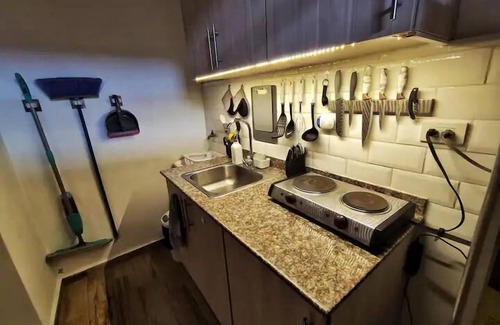 Santa Ana Apartment | Loft Studio By Paradox