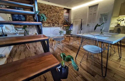 Santa Ana Apartment | Loft Studio By Paradox