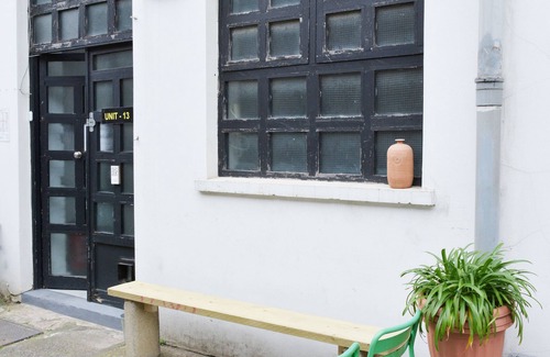 Tottenham Hale Apartment | Loft style 1 bedroom spacious warehouse space