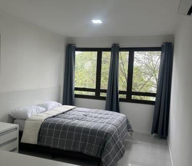 Passo da Areia Apartment | Loft um dormitório completo ao lado do consulado americano