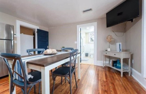 Southbank Apartment | Loft with a Pool! 3BR - Perfect for families