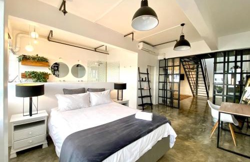 Salt River Apartment | Loft with Rooftop in Woodstock