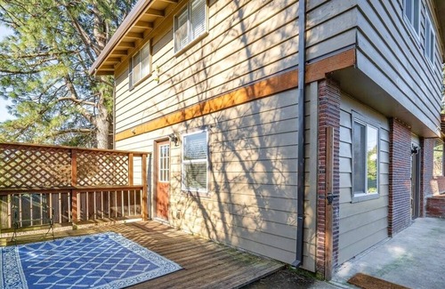 Starcrest Apartment | Loftium | Peacefule Guest Suite in Hazel Dell