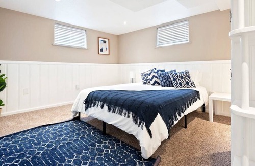 Harvey Park South Apartment | Loftium | Spacious & Gorgeous 3BR Basement Guest Suite!