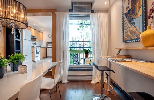 De Lorimier Apartment | LoftJC4 -1BR Suite +Free Private parking Lafontaine park