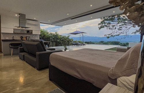Pereira Condo | Loftmerak, un Espacio Rural Para Conectarse con el Universo