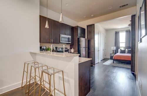 Midtown House | Lofts At 30th - Country Record - Mins To Broadway