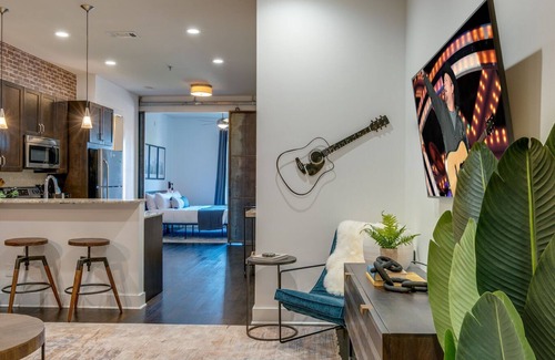Hillsboro West End House | Lofts At 30th - Urban Legend - 5 Mins To Broadway
