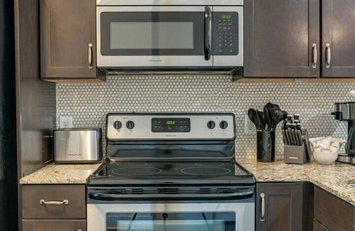 Midtown House | Lofts at 30th-Urban Trio-6 Mins to Broadway