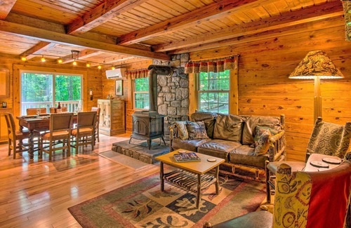 Weaverville Cabin | Log Cabin in the Woods w/ Deck, Game Room, Hot Tub