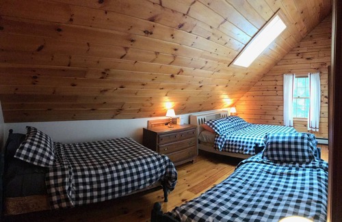 Stratton Cabin | Log Cabin in the Woods in the heart of Ski Country