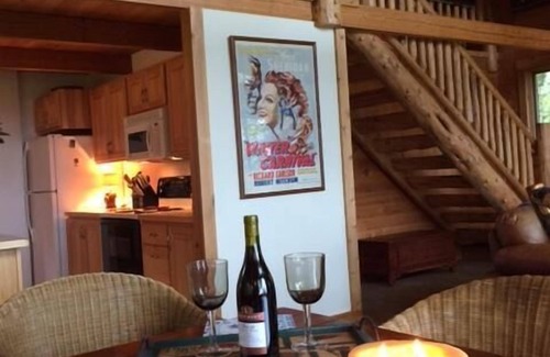 Whitefish Cabin | Log Cabin in the Woods Where the Wild Animals Roam