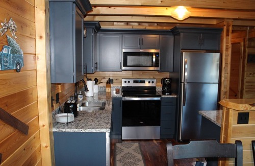 Twin Mountain House | Log Cabin minutes from Bretton Woods!