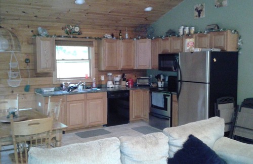 Rutherfordton Cabin | Log Cabin On 5 Private Acres, Gated Community With River Access