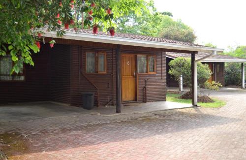 Graskop Resort | Log Cabin & Settlers Village