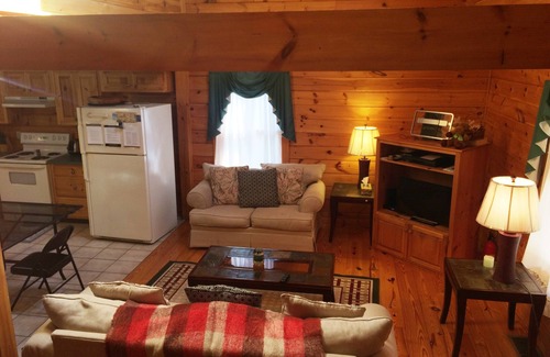 Moultonborough House | Log Cabin Suissevale Beach Access Home