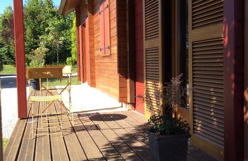 Rouffignac-Saint-Cernin-de-Reilhac House | Log house in Rouffignac saint Cernin
