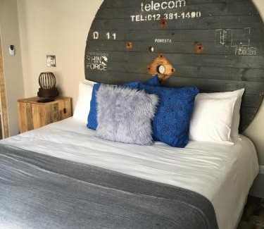 Berea House | Log Inn