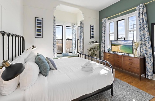 Logan Heights House | Logan Heights Loft, Unit 3 | 2/1.5 Loft, Close to Downtown and Gaslamp Quarter!