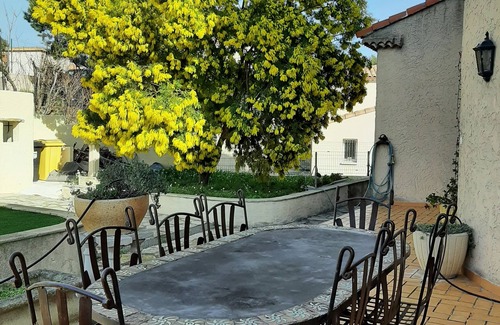 Carnoux-en-Provence House | Logement de Charme Proximité Cassis et Calanques