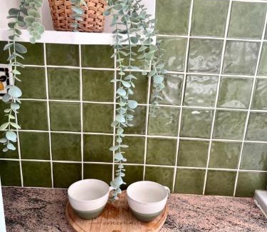 Lirac Apartment | Logement provençal au calme à 20 min d’Avignon