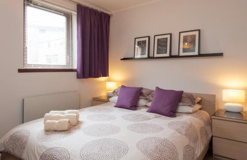 Bonnington Apartment | Logie Green Road Apartment