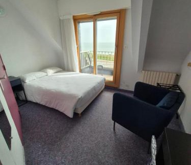 Damgan Hotel | Logis Hôtel l'Albatros