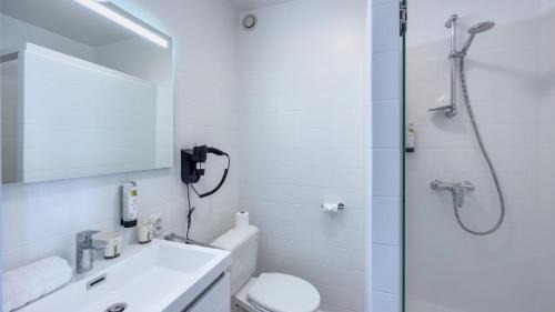Damgan Hotel | Logis Hôtel l'Albatros