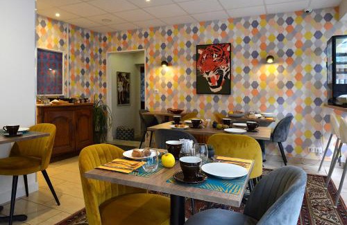Amboise Hotel | Logis Hôtel Restaurant Maison Voltaire