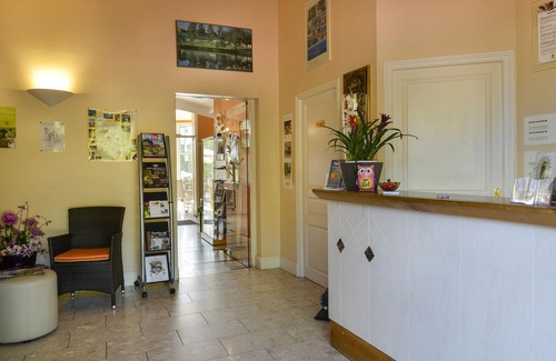 Le Vigeant Hotel | Logis Hôtel Val de Vienne