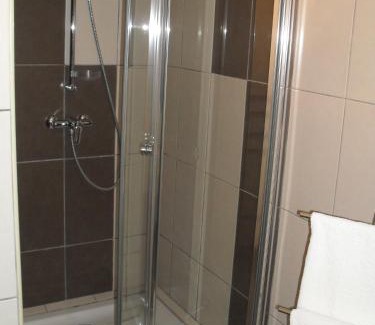 Arles Hotel | Logis Hotel des Granges